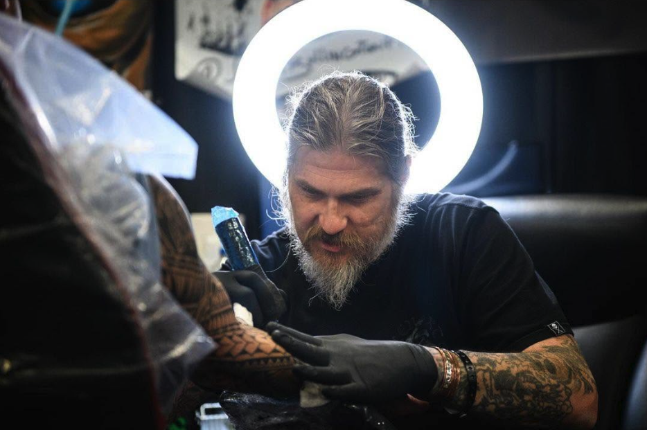 Jason Bullington is a veteran tattooer from Fayetteville nc